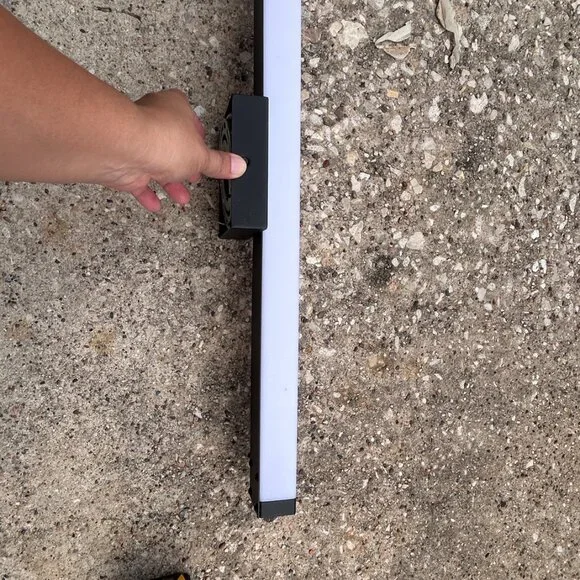 Light Fixture - Picture 4 of 5